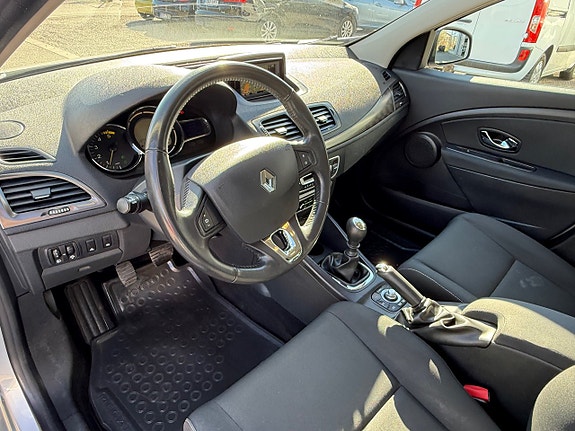 Renault Megane 14 of 18