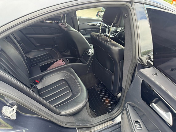Mercedes-Benz CLS350 14 of 15