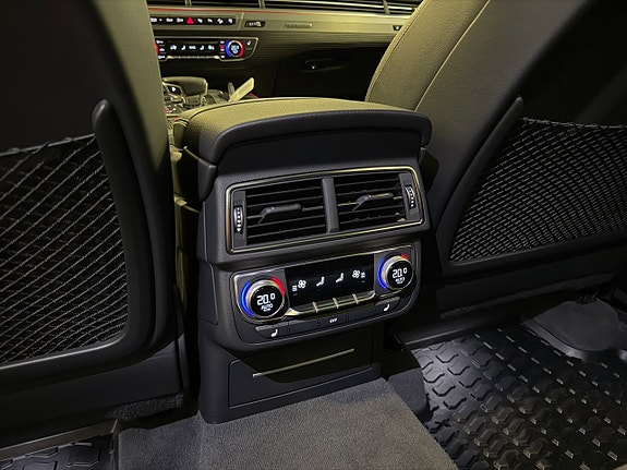 Audi SQ7 7 of 19