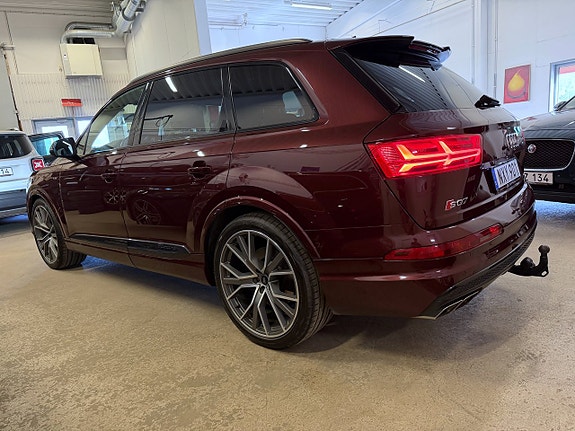 Audi SQ7 16 of 19