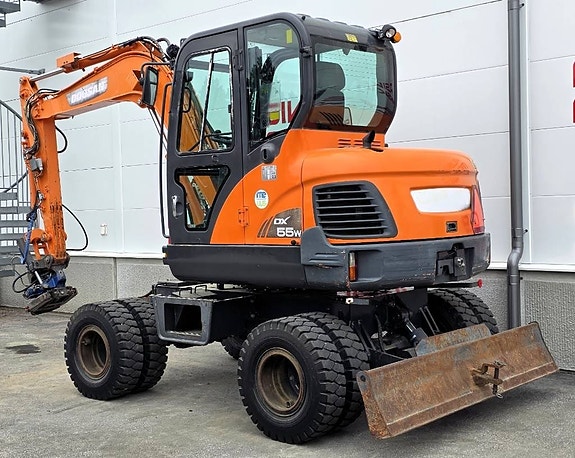 Doosan DX 55 W 3 of 9