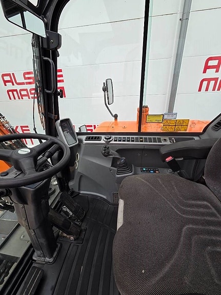 Doosan DX 55 W 9 of 9