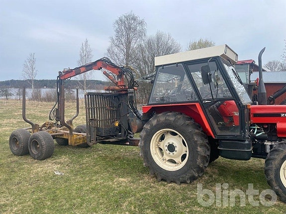 Traktor med skogsvagn Zetor 5245 (se skick) 3 of 5