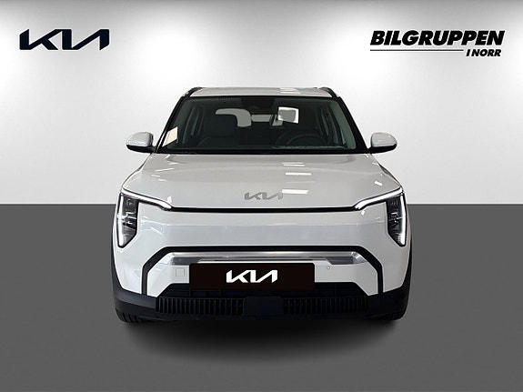 Kia EV3 2 of 5