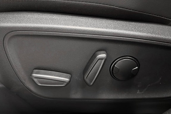 Ford Kuga 14 of 21