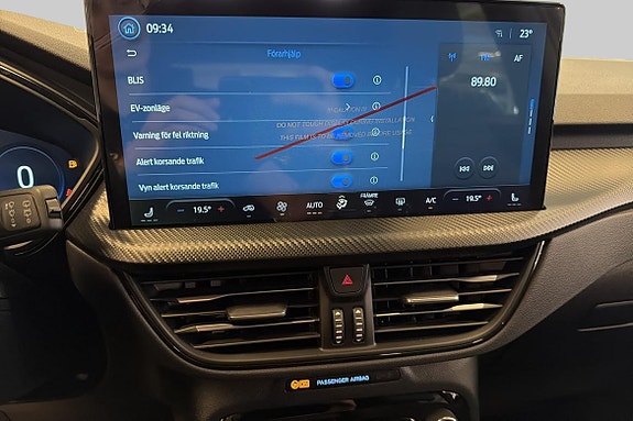 Ford Kuga 19 of 21