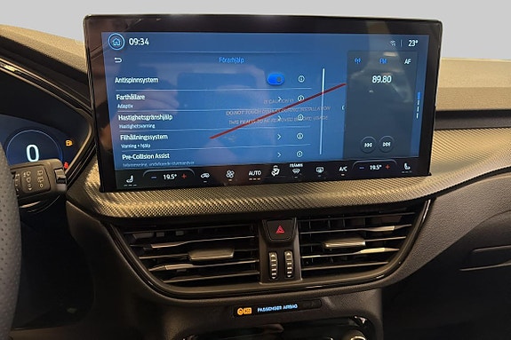 Ford Kuga 18 of 21