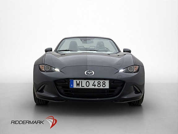 Mazda MX-5 2 of 5