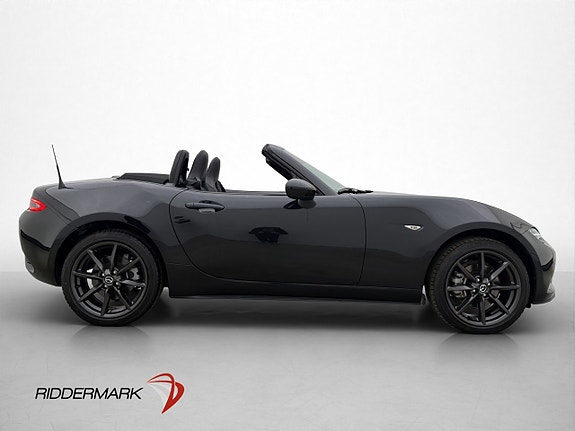 Mazda MX-5 9 of 29