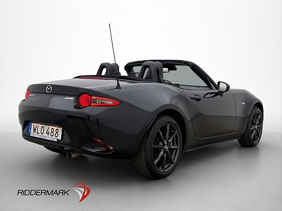 Mazda MX-5 8 of 29