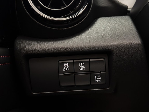 Mazda MX-5 13 of 29