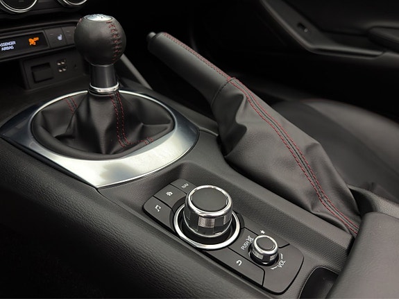 Mazda MX-5 21 of 29