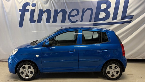 Kia Picanto 2 of 10