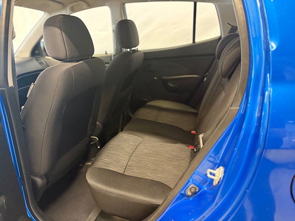 Kia Picanto 6 of 10