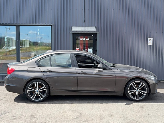 BMW 316 6 of 17
