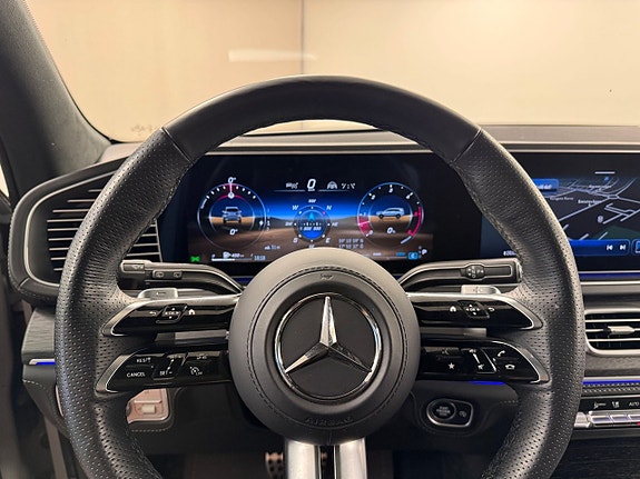 Mercedes-Benz GLS450 d 13 of 20
