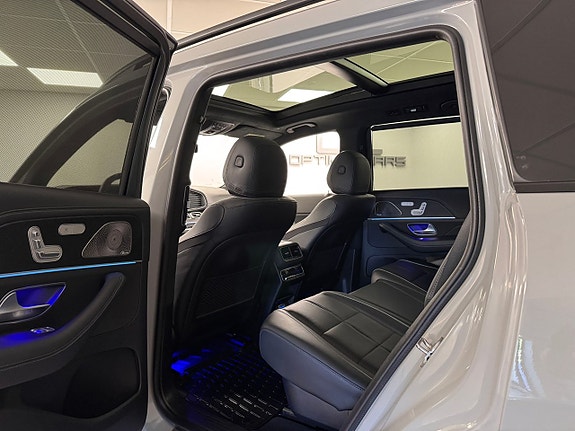 Mercedes-Benz GLS450 d 16 of 20