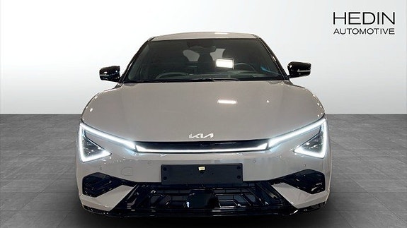 Kia EV6 6 of 12