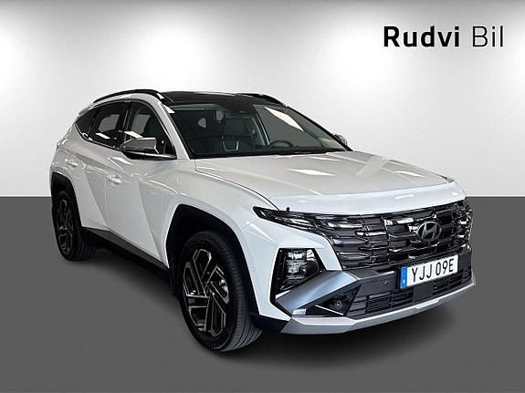 Hyundai Tucson 3 of 5