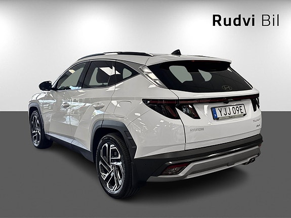 Hyundai Tucson 6 of 15