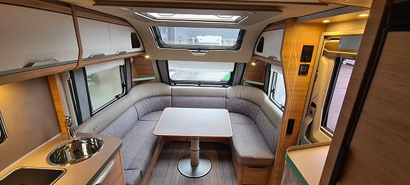 Knaus Südwind 580 UF Black Selection 12 of 14