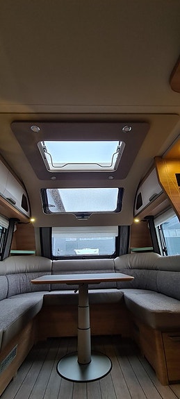 Knaus Südwind 580 UF Black Selection 14 of 14
