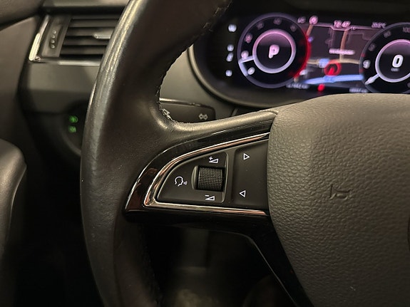 Skoda Octavia Scout 16 of 26