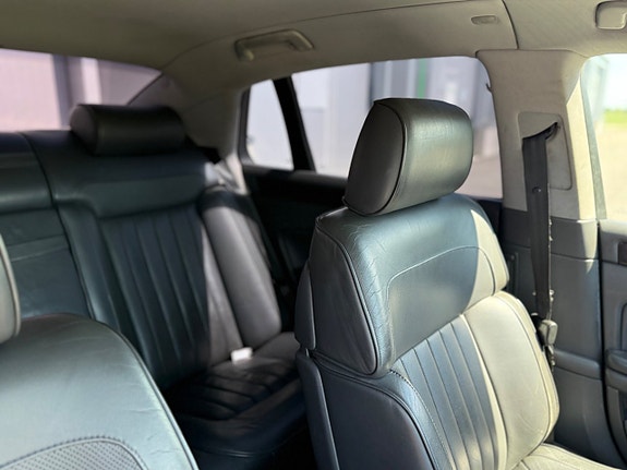 Volkswagen Phaeton 7 of 7