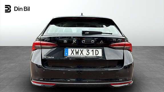 Skoda Octavia 5 of 5