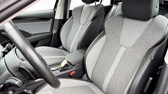 Skoda Octavia 8 of 12