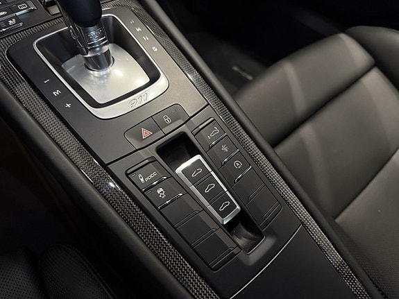 Porsche 911 Turbo S 6 of 25