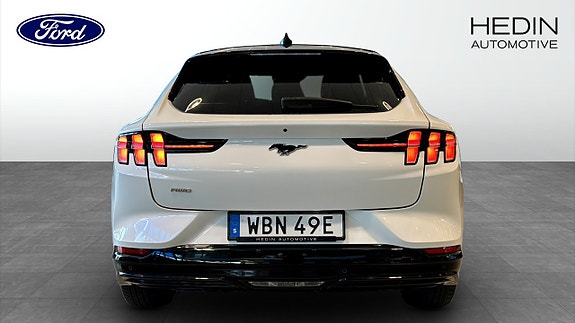 Ford Mustang Mach-E 7 of 20