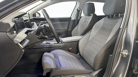 Skoda Superb 8 of 12