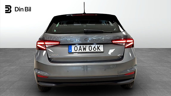 Skoda Fabia 5 of 12
