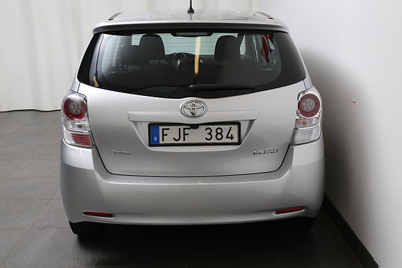 Toyota Verso 7 of 22