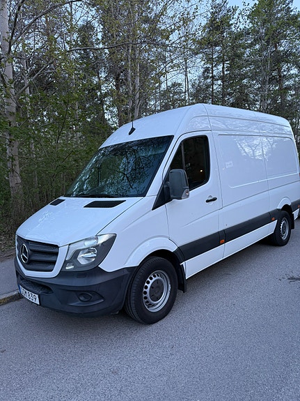 Mercedes-Benz Sprinter 316 2 of 5