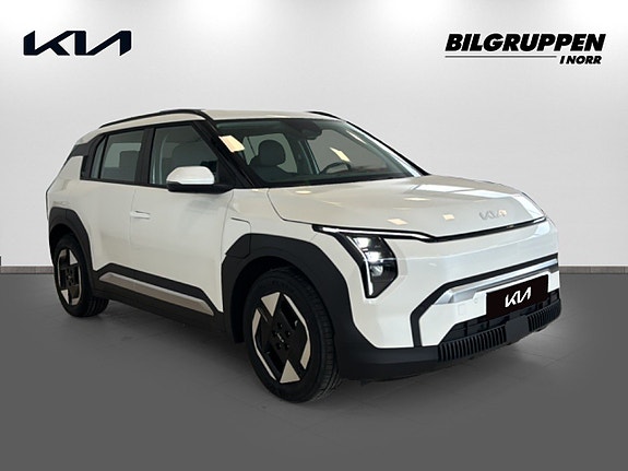 Kia EV3 3 of 5