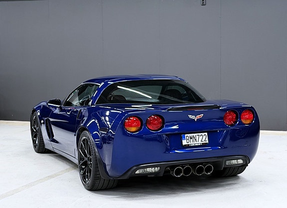 Chevrolet Corvette 9 of 24