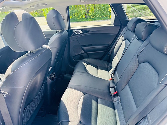 Kia Ceed 7 of 27