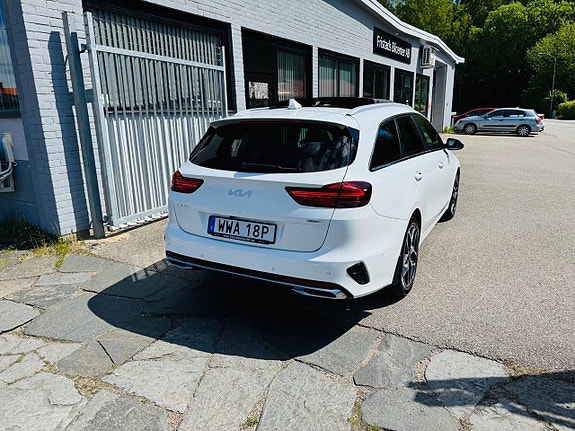 Kia Ceed 3 of 5