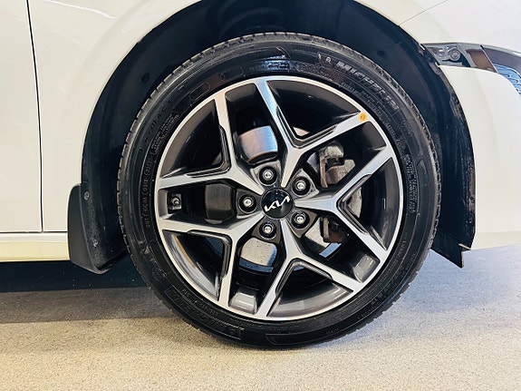 Kia Ceed 12 of 27