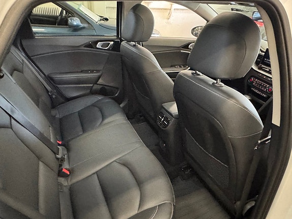 Kia Ceed 19 of 27
