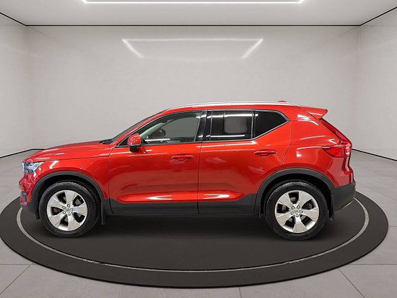 Volvo XC40 6 of 27