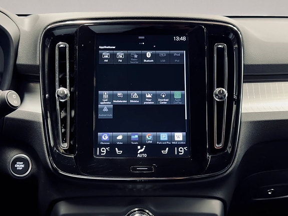Volvo XC40 24 of 27