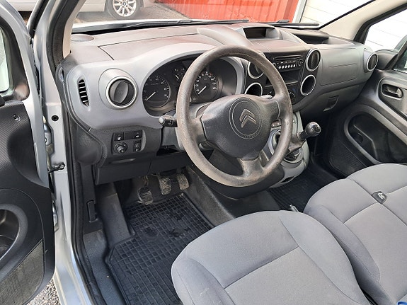 Citroën 2012 13 of 16