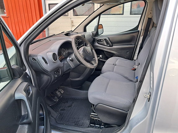 Citroën 2012 11 of 16