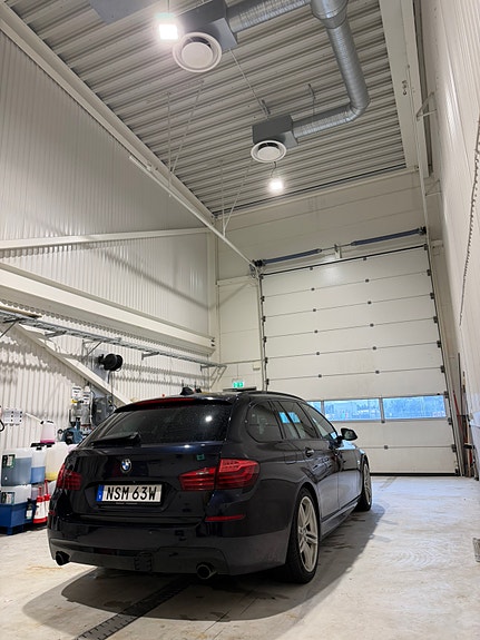 BMW 535d 3 of 5