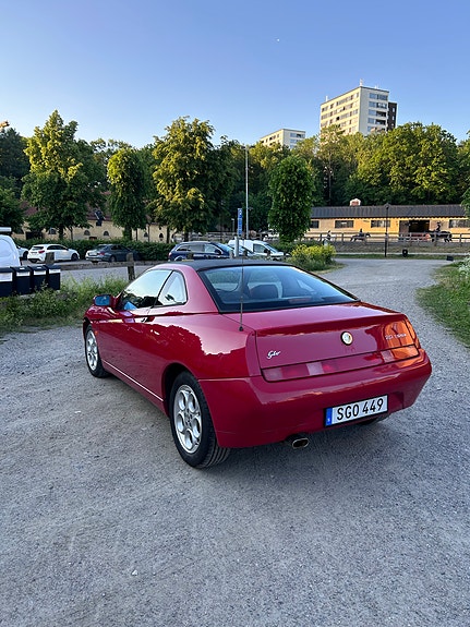 Alfa Romeo GTV 6 of 13