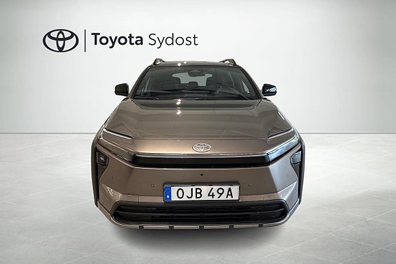 Toyota bZ4X Touring 6 of 14