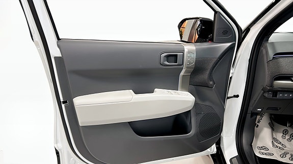 Kia EV3 11 of 12